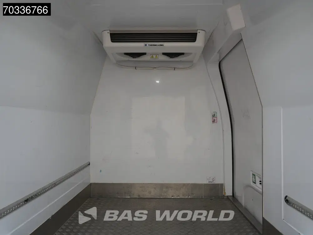 Iveco Daily Automaat Koel uit 2023, foto 13