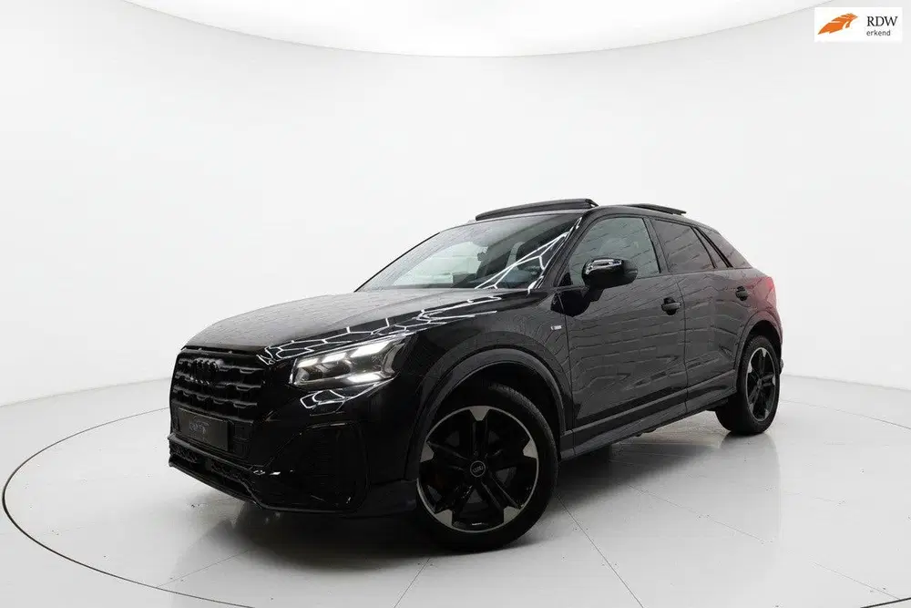 Audi Q2 35 TFSI 3x S LINE PANO VIRTUAL CAM MATRIX uit 2022