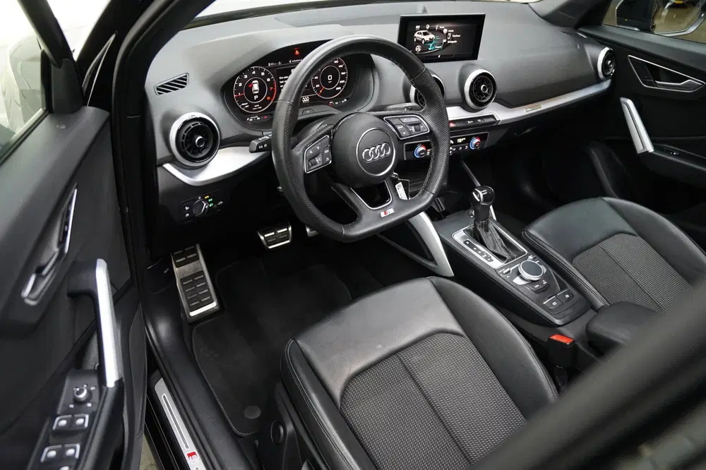 Audi Q2 35 TFSI 3x S LINE PANO VIRTUAL CAM MATRIX uit 2022, foto 11
