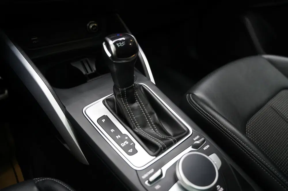 Audi Q2 35 TFSI 3x S LINE PANO VIRTUAL CAM MATRIX uit 2022, foto 14