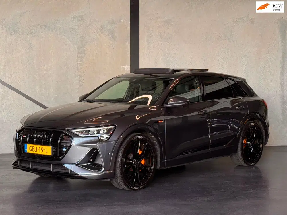 Audi e-tron 55 S uit 2021