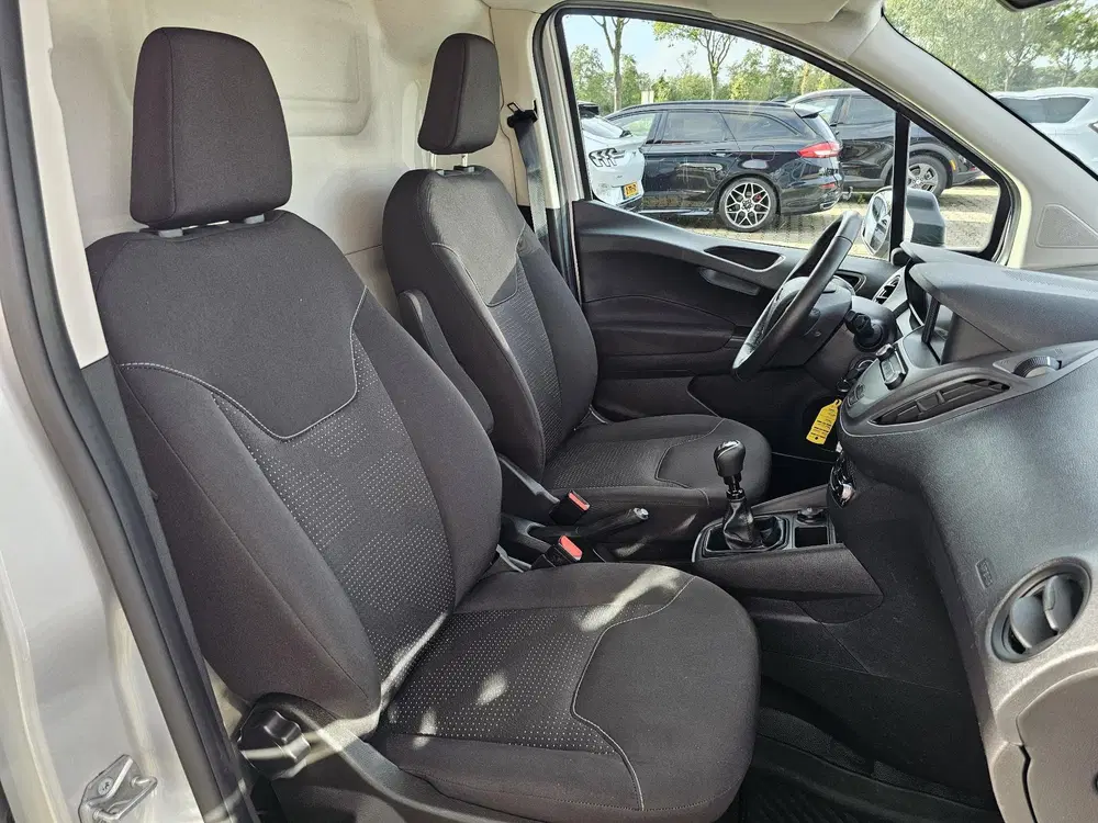 Ford Transit Courier 1.5 TDCI Trend Duratorq S&S uit 2021, foto 8
