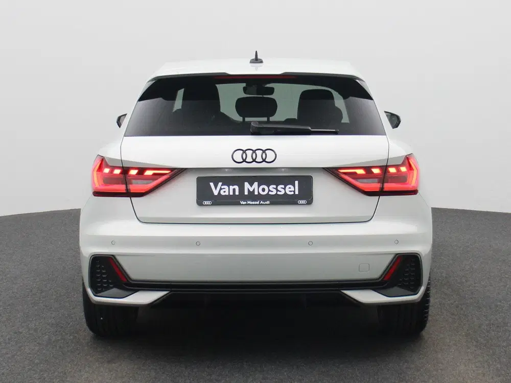 Audi A1 25 TFSI S edition l Adaptive cruise contro uit 2025, foto 5