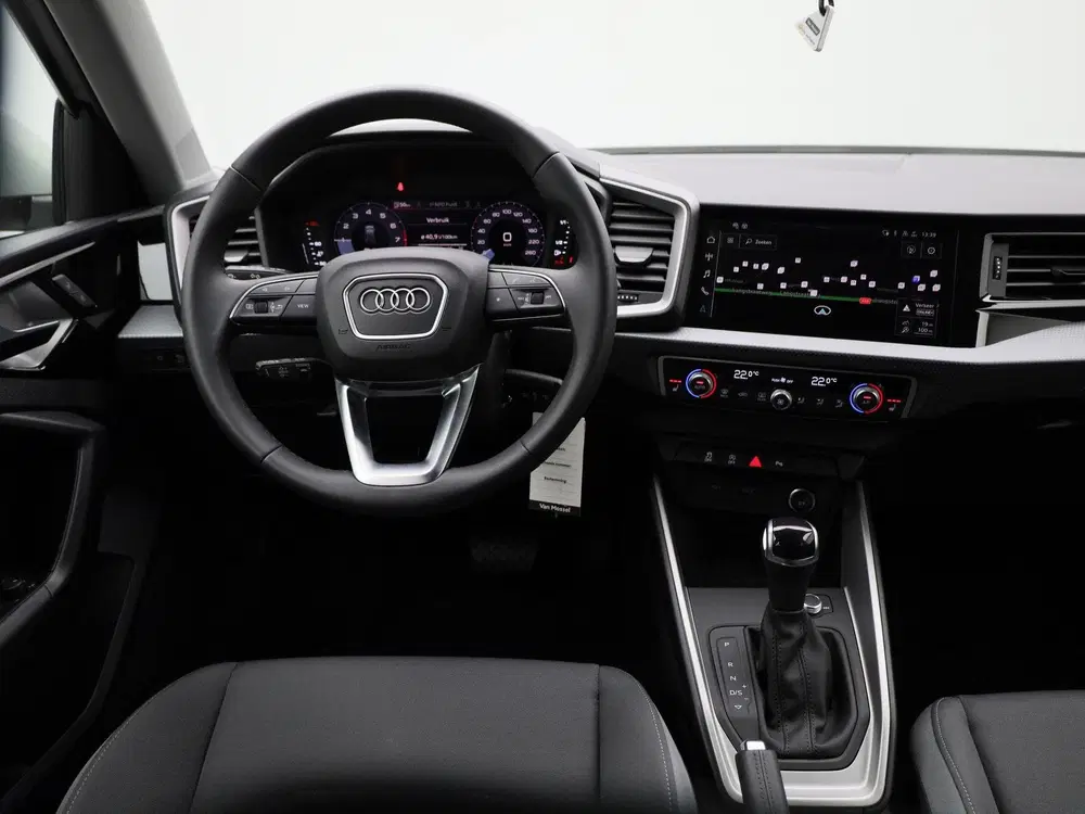 Audi A1 25 TFSI S edition l Adaptive cruise contro uit 2025, foto 7