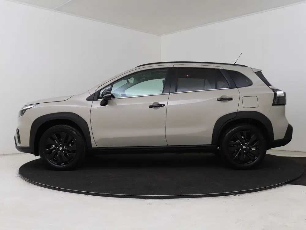 Suzuki S-Cross 1.4 Boosterjet Special Edition Smart Hybri uit 2026, foto 3