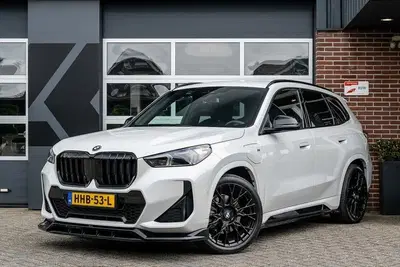 BMW X1 30e xDrive M Sport uit 2024
