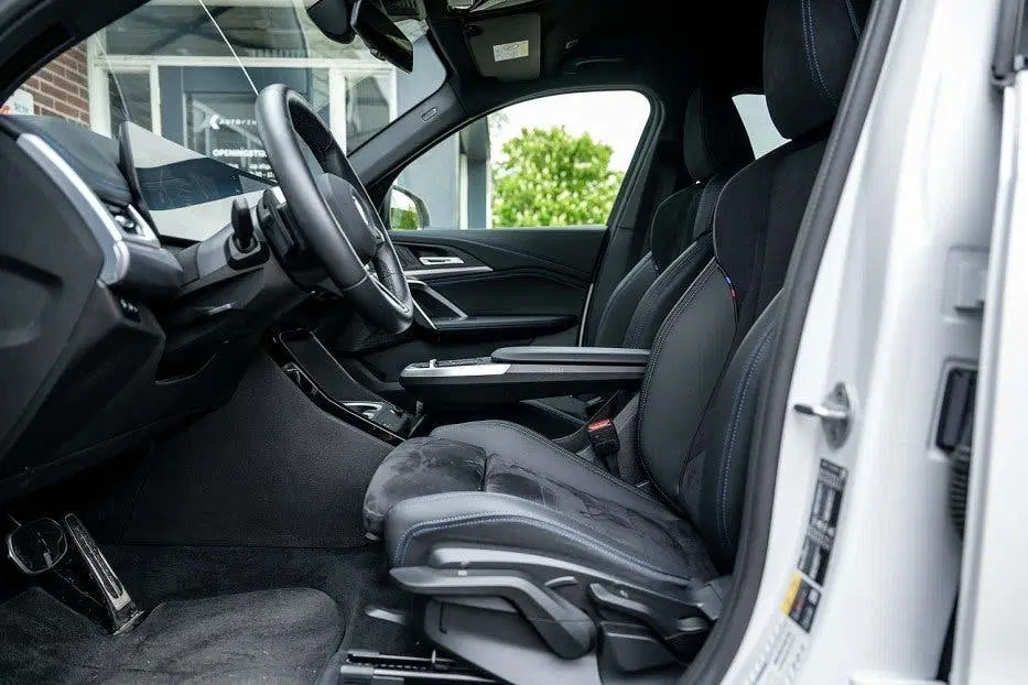 BMW X1 30e xDrive M Sport uit 2024, foto 10