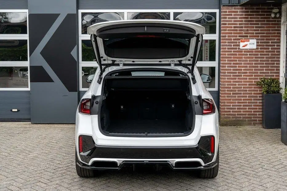 BMW X1 30e xDrive M Sport uit 2024, foto 3