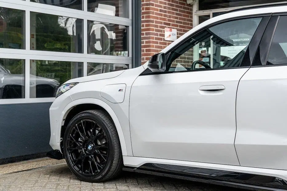 BMW X1 30e xDrive M Sport uit 2024, foto 5