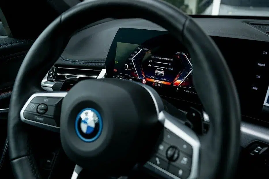 BMW X1 30e xDrive M Sport uit 2024, foto 7