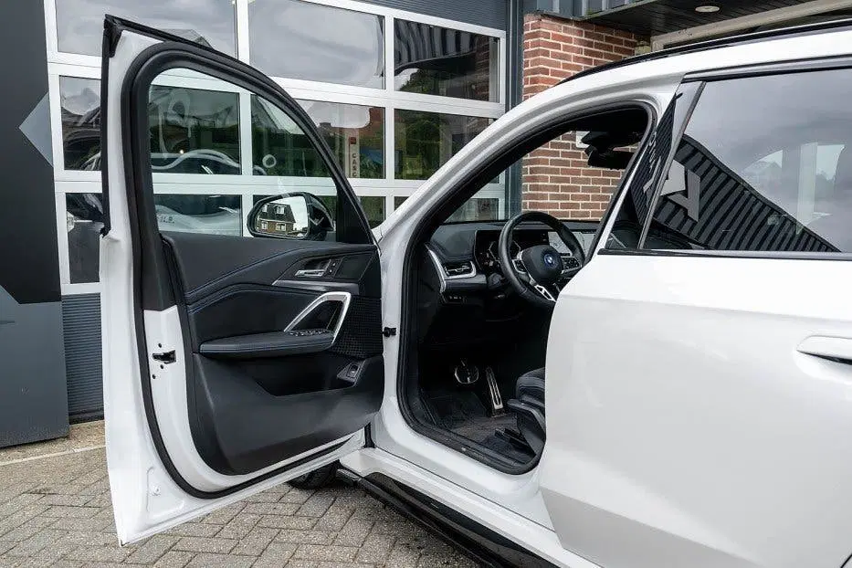 BMW X1 30e xDrive M Sport uit 2024, foto 8