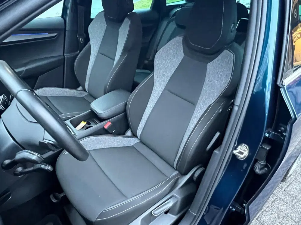 Skoda Karoq 1.5 TSI ACT DSG-7 125 YEARS EDITION LED NA uit 2020, foto 10