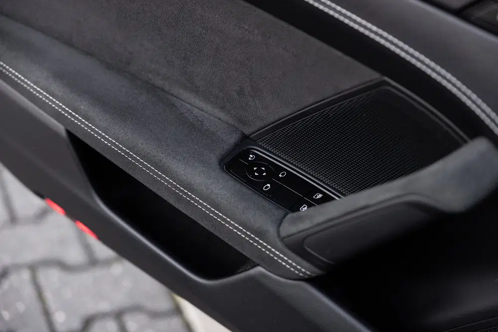 Porsche 911 992 3.0 Carrera GTS uit 2022, foto 12