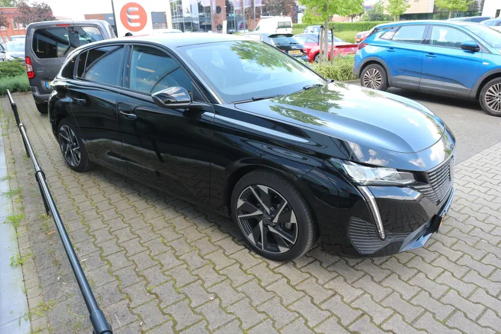 Peugeot 308 1.2 PureTech Allure Pack 130PK LEDER CAMER uit 2021, foto 5
