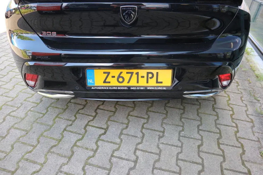Peugeot 308 1.2 PureTech Allure Pack 130PK LEDER CAMER uit 2021, foto 9