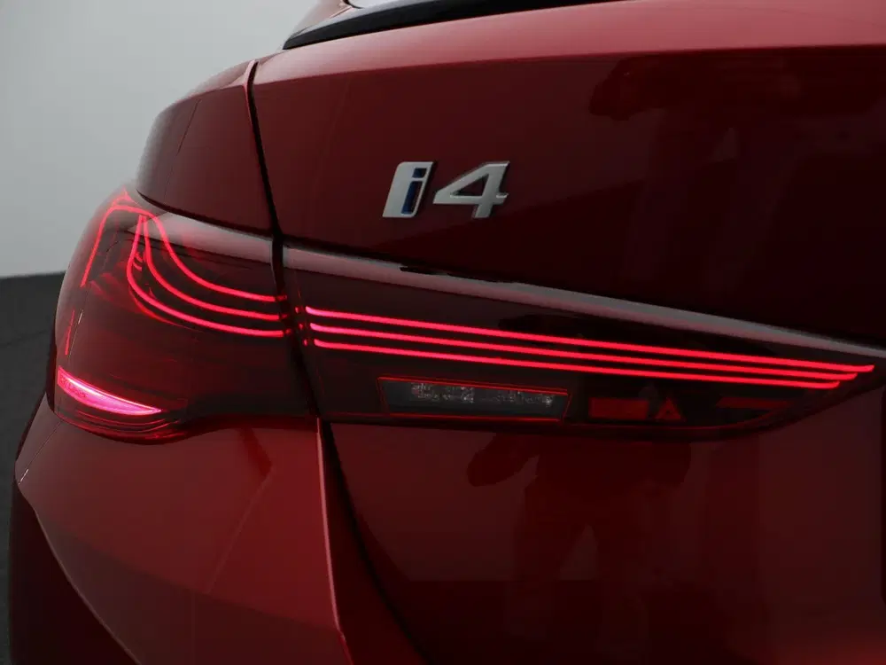BMW i4 eDrive35 M Sportpakket Pro uit 2025, foto 10