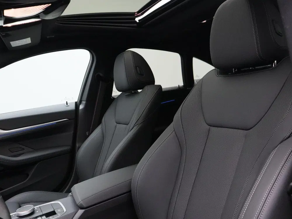 BMW i4 eDrive35 M Sportpakket Pro uit 2025, foto 12