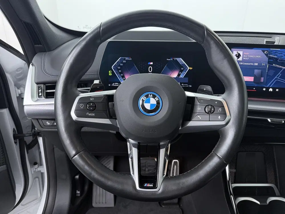 BMW X1 xDrive30e uit 2024, foto 2