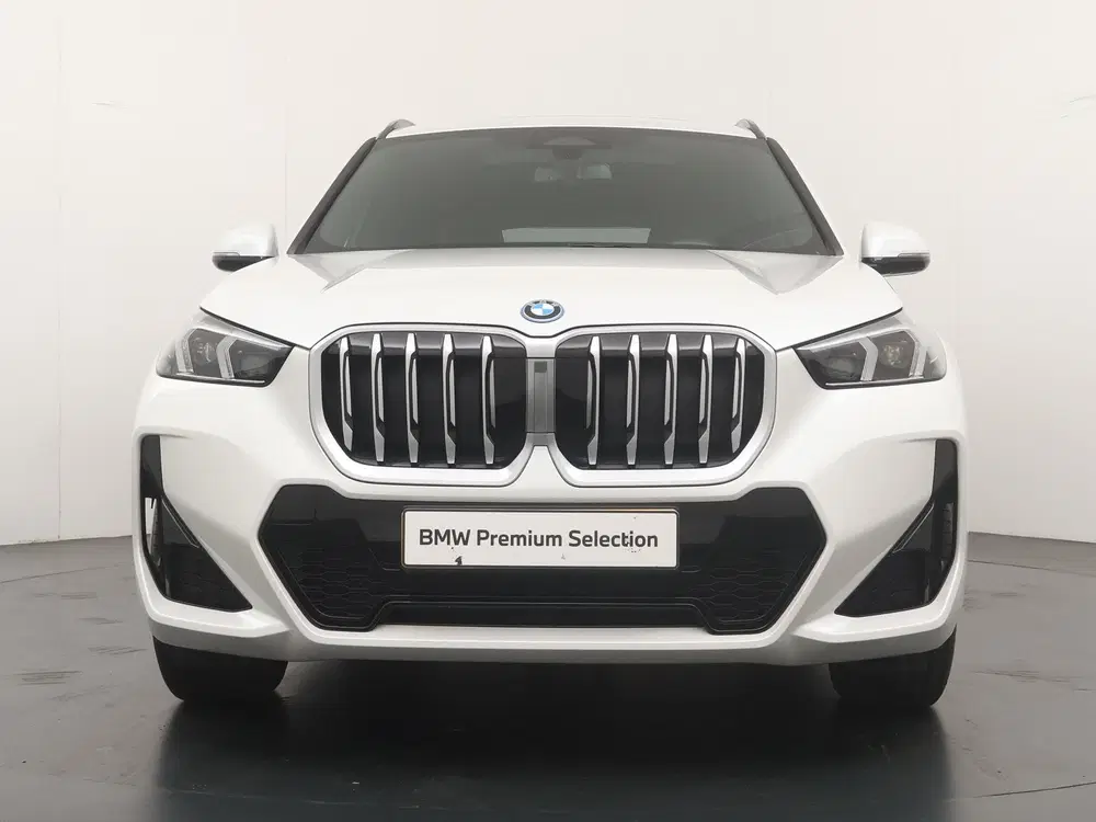 BMW X1 xDrive30e uit 2024, foto 6