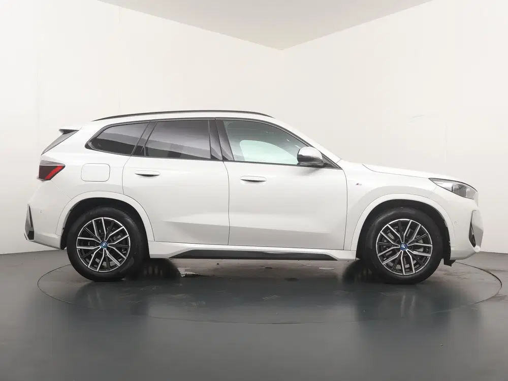 BMW X1 xDrive30e uit 2024, foto 8