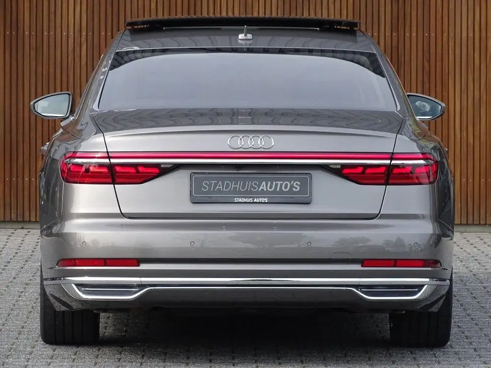 Audi A8 60 TFSie 462PK S-Line uit 2019, foto 10