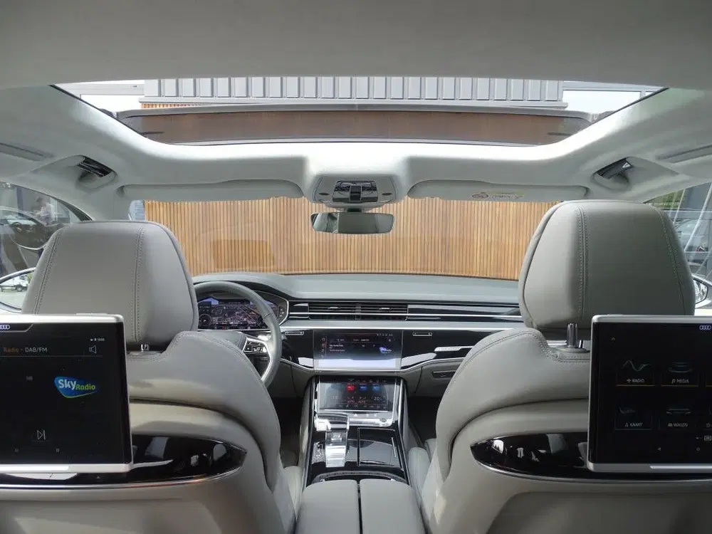 Audi A8 60 TFSie 462PK S-Line uit 2019, foto 13
