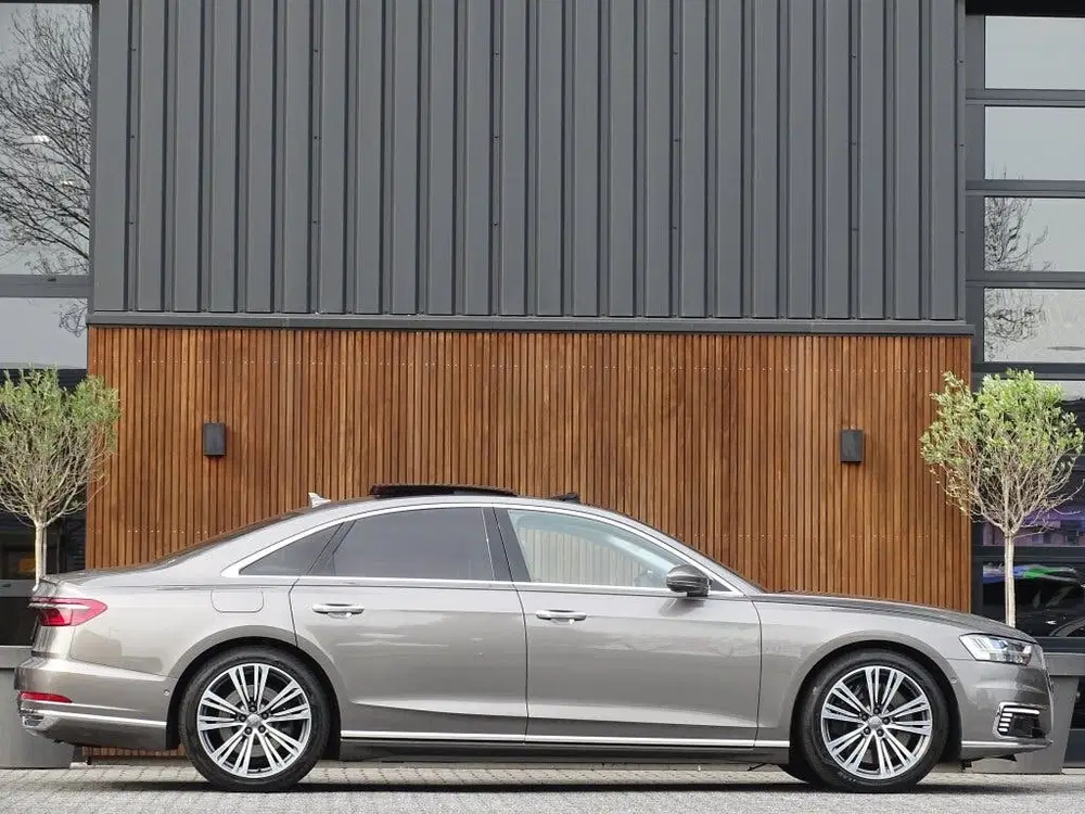 Audi A8 60 TFSie 462PK S-Line uit 2019, foto 3