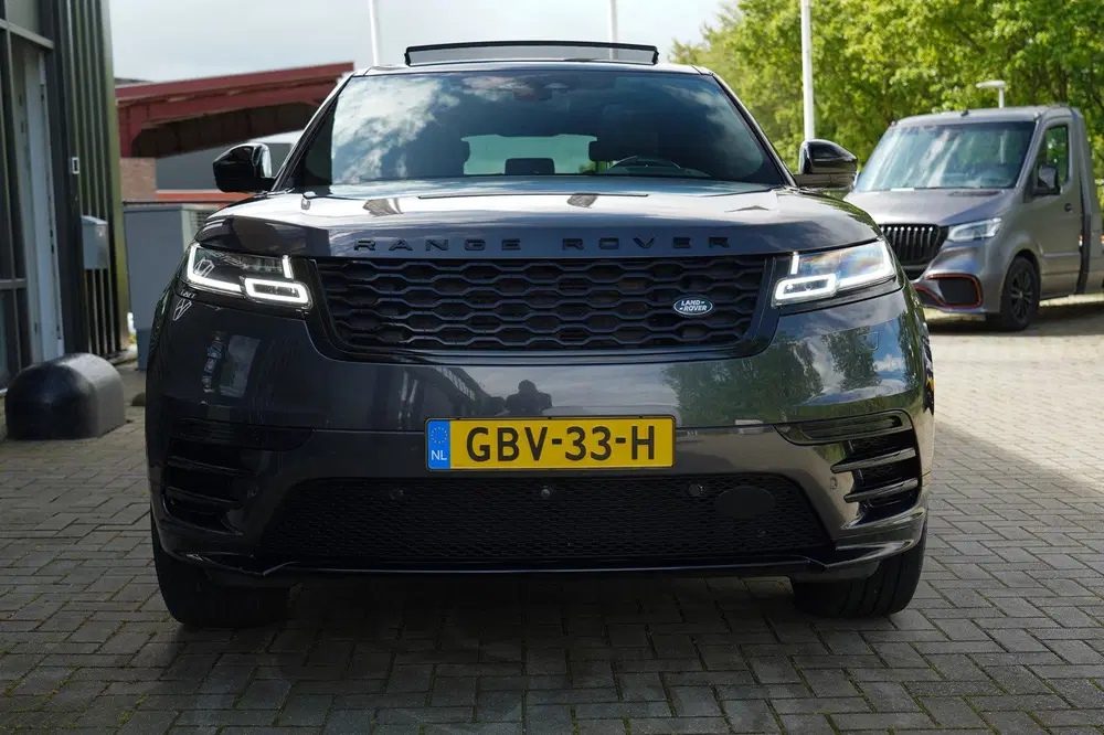 Land Rover Range Rover Velar 2.0 P400e R-Dynamic PANO uit 2021, foto 10