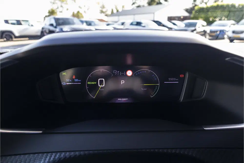 Peugeot 2008 EV Active Pack 50 kWh uit 2025, foto 8