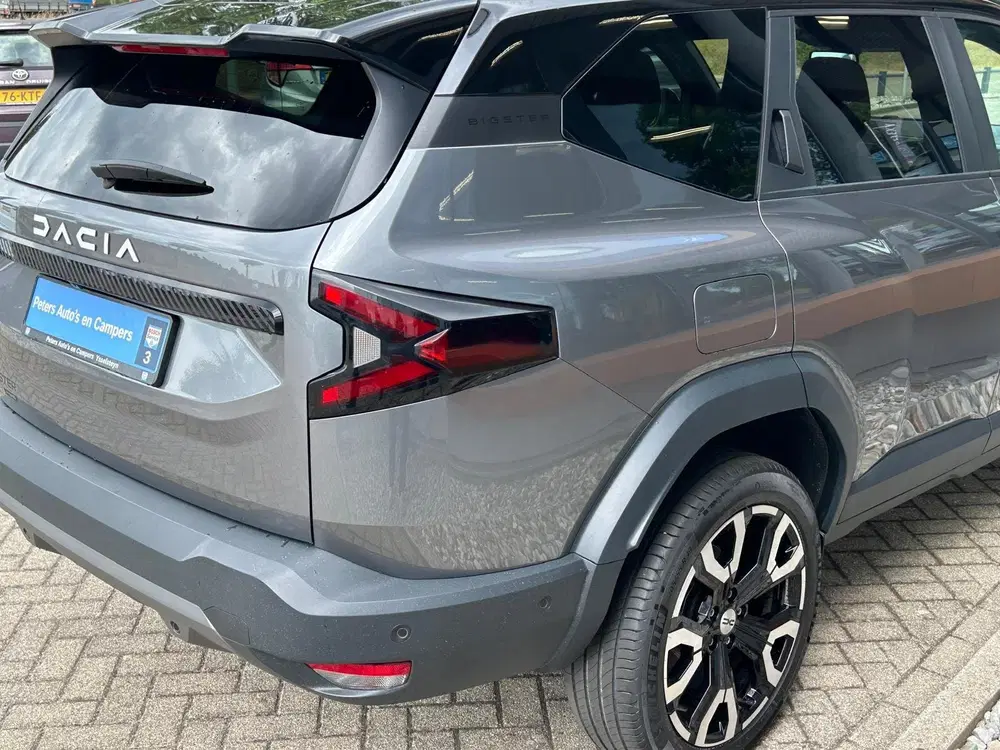 Dacia Bigster 1.8 Hybrid 155 Extreme uit 2025, foto 11