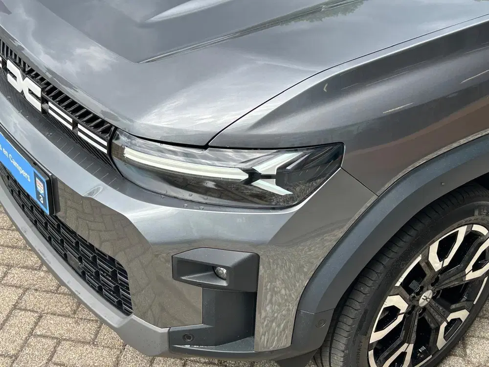Dacia Bigster 1.8 Hybrid 155 Extreme uit 2025, foto 5