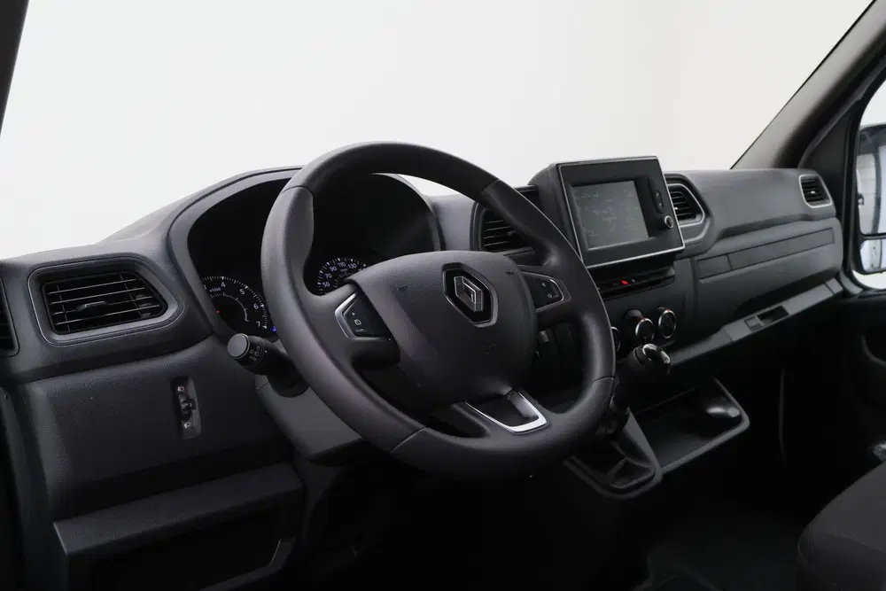 Renault Master T35 2.3 dCi 180 L2H2 3-Zits uit 2024, foto 2