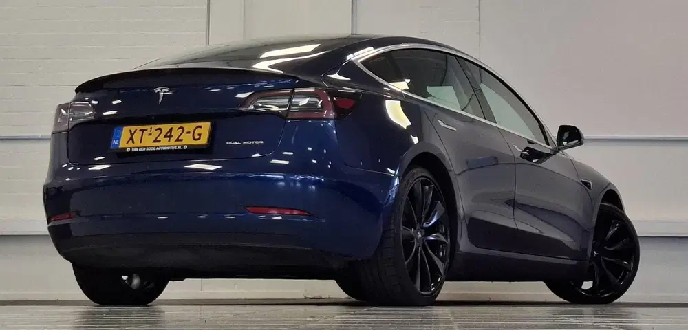 Tesla Model 3 Performance AWD 75 kWh 463PK SOH 83 uit 2019, foto 6
