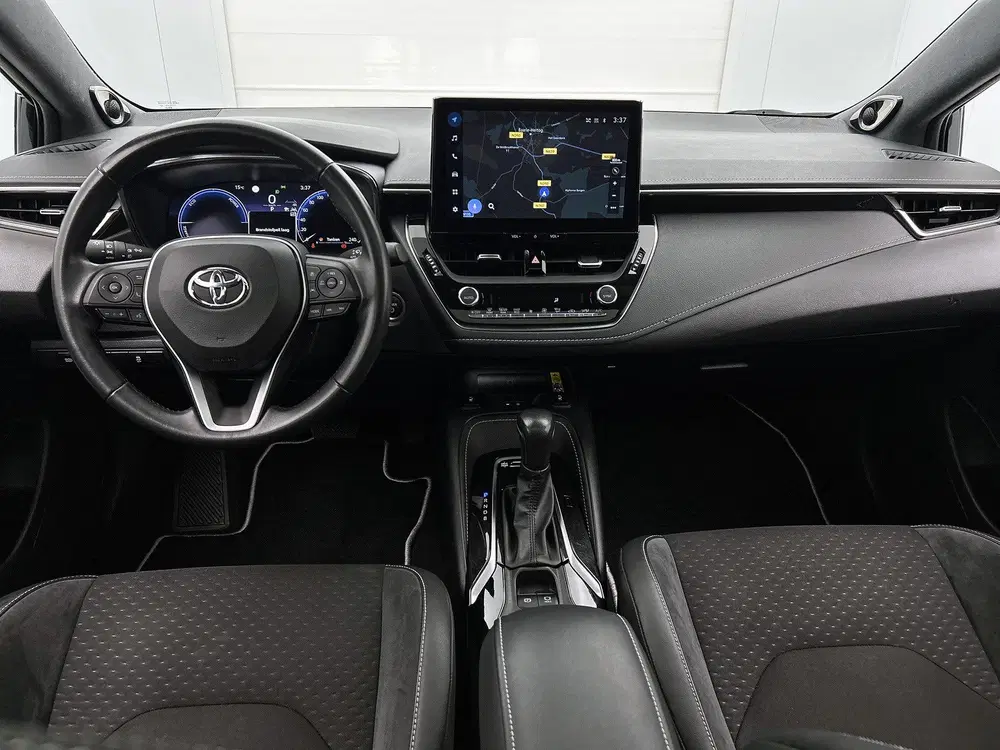 Toyota Corolla Hybrid 140 Executive uit 2023, foto 4