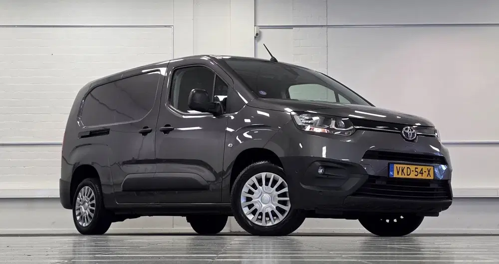 Toyota Proace City 1.2 Turbo Professional Long Trekhaak Navi uit 2021, foto 2