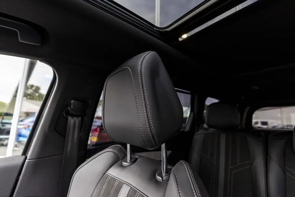 Peugeot 5008 1.2 PureTech GT 7P uit 2021, foto 12