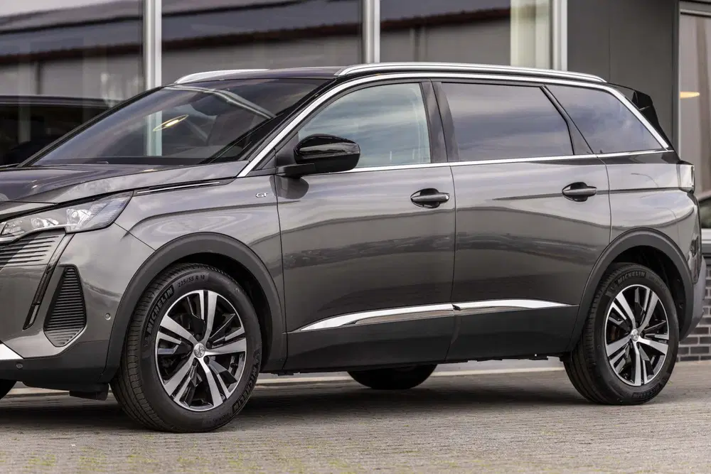Peugeot 5008 1.2 PureTech GT 7P uit 2021, foto 15