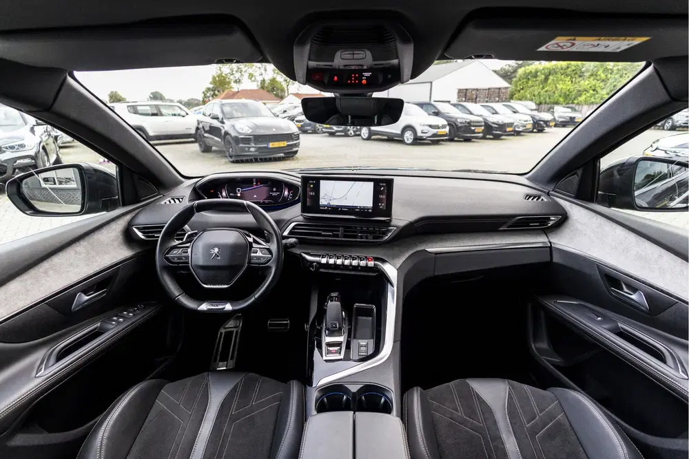 Peugeot 5008 1.2 PureTech GT 7P uit 2021, foto 6