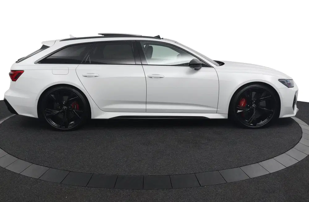 Audi RS6 Avant TFSI quattro uit 2024, foto 14
