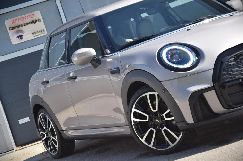 Mini John Cooper Works 1.5 John Cooper Works JCW uit 2022, foto 3
