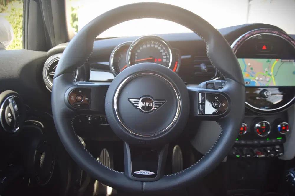 Mini John Cooper Works 1.5 John Cooper Works JCW uit 2022, foto 8