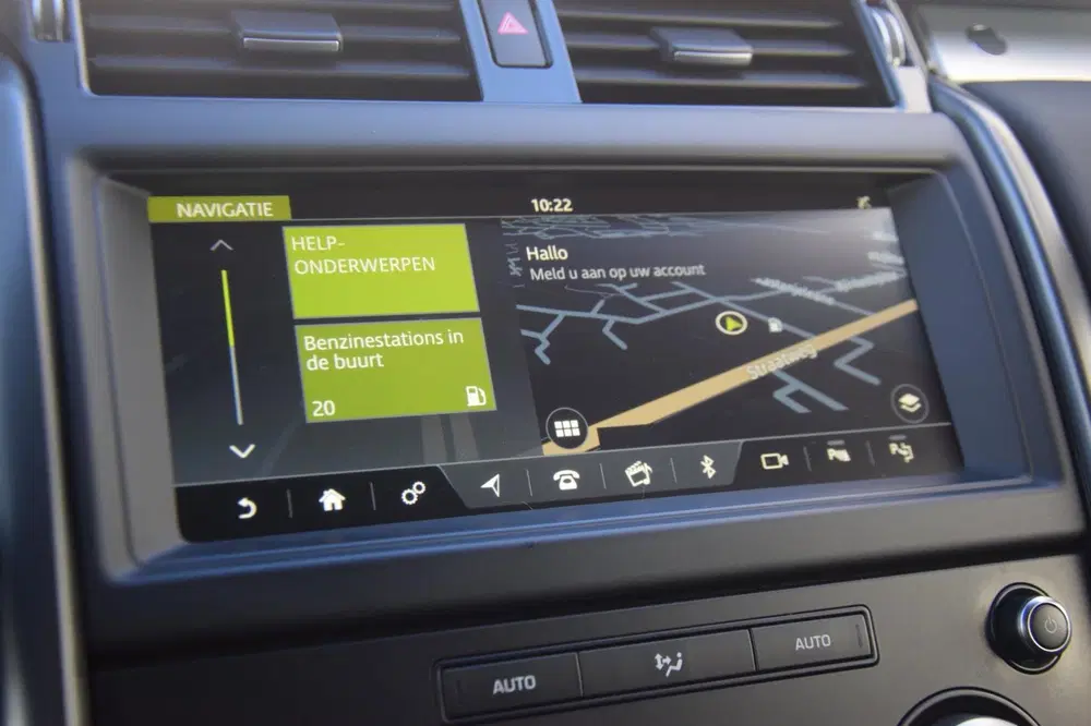 Land Rover Discovery 3.0 Sd6 HSE Luxury TREHAAK uit 2020, foto 10