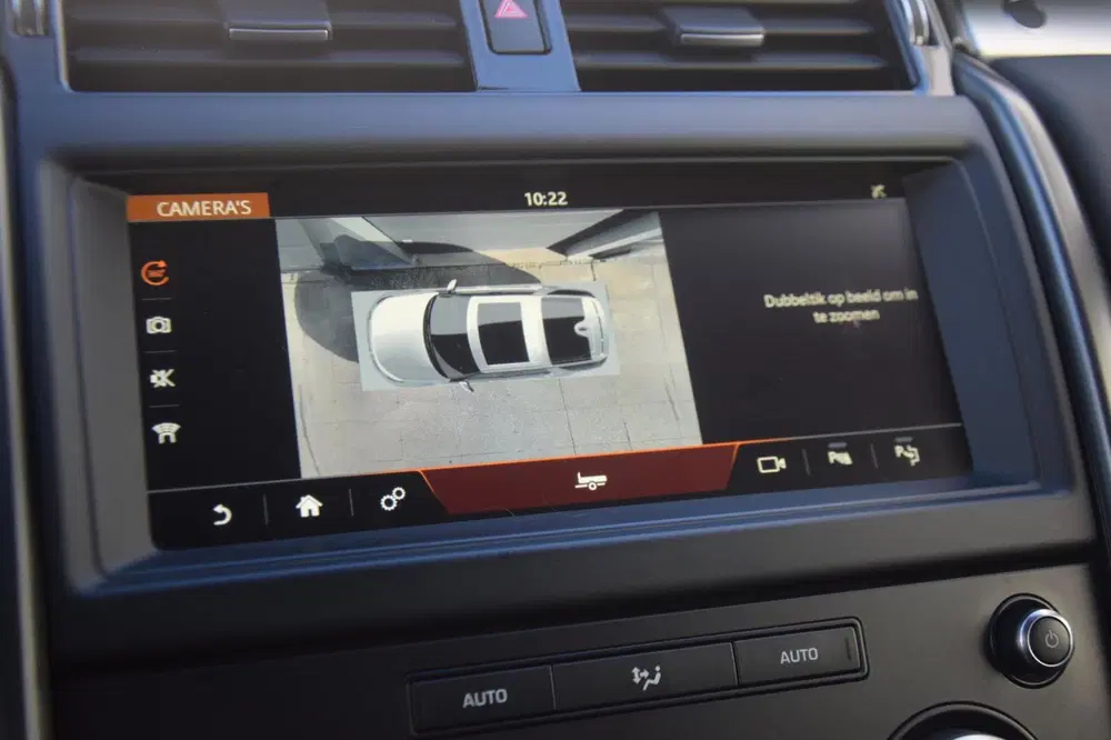 Land Rover Discovery 3.0 Sd6 HSE Luxury TREHAAK uit 2020, foto 12