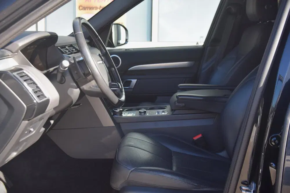 Land Rover Discovery 3.0 Sd6 HSE Luxury TREHAAK uit 2020, foto 7