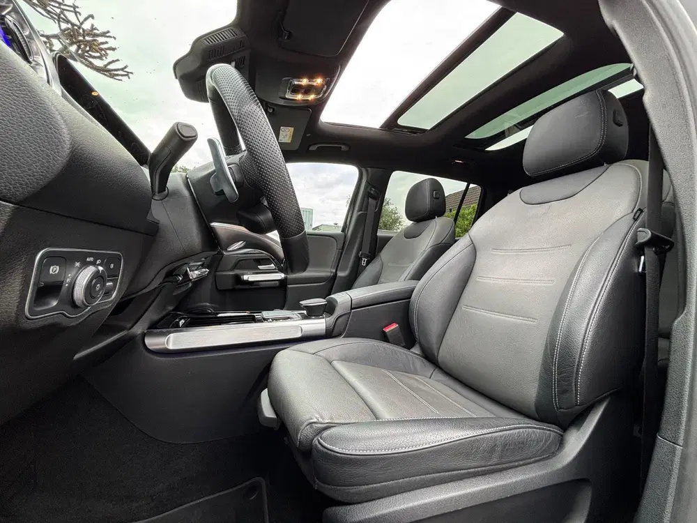 Mercedes-Benz GLB AMG 35 4MATIC Pano Burmester 21” uit 2021, foto 14