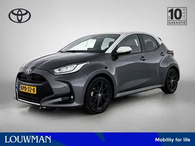 Toyota Yaris 1.5 Hybrid Executive + uit 2022