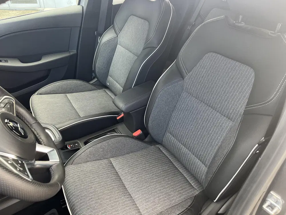 Mitsubishi Colt 1.6 HEV 145pk Instyle Full Hybrid AUTOMAAT uit 2024, foto 15