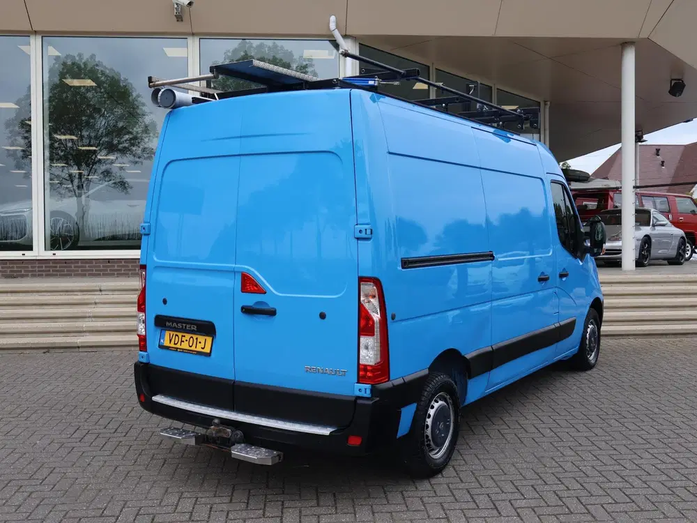 Renault Master T35 2.3 DCI 130 PK L2H2 + 2 SCHUIFDEUREN uit 2019, foto 2