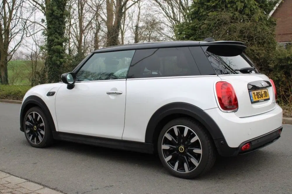 Mini Cooper SE COOPER SE Mini Mini Electric Camden Editio uit 2023, foto 3