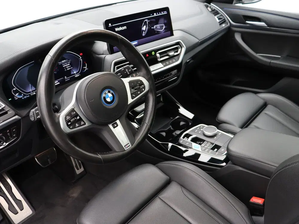 BMW iX3 High Executive 80 kWh SoH 97% uit 2024, foto 11